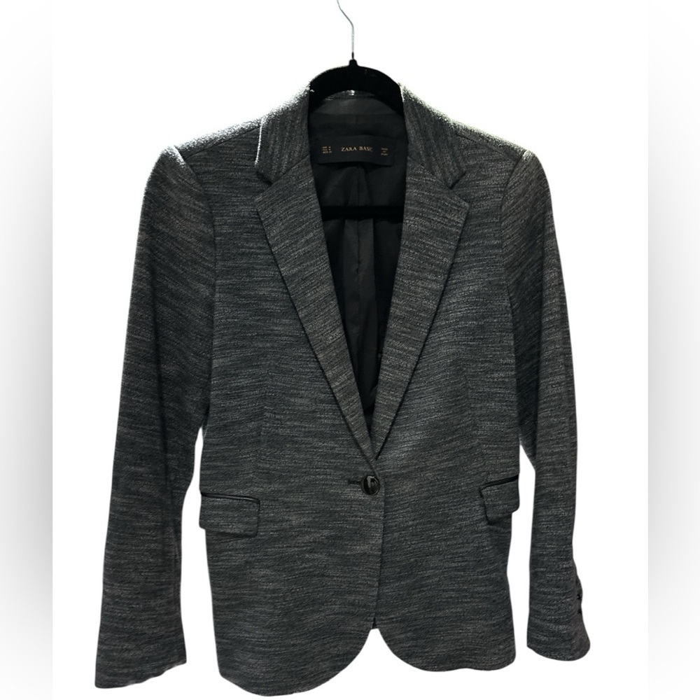 Chic Gray Blazer